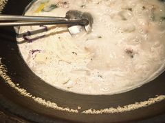 -陈大锅·岳阳鱼馆·地道岳阳菜(美食街店)