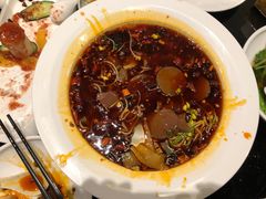 -皇城根·烤鸭·鱼头·家常菜(欧亚大观乐活城店)