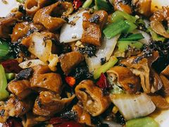 梅菜干烧肥肠-温州一家人美食(西木头市店)