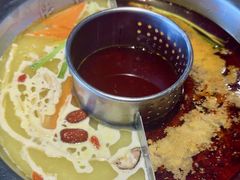 -佬土鹅肠火锅(解放路店)