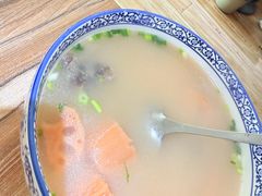 -三湘四水正宗湘菜(君峰路店)