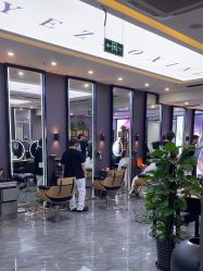 -藤野造型烫染·漂发