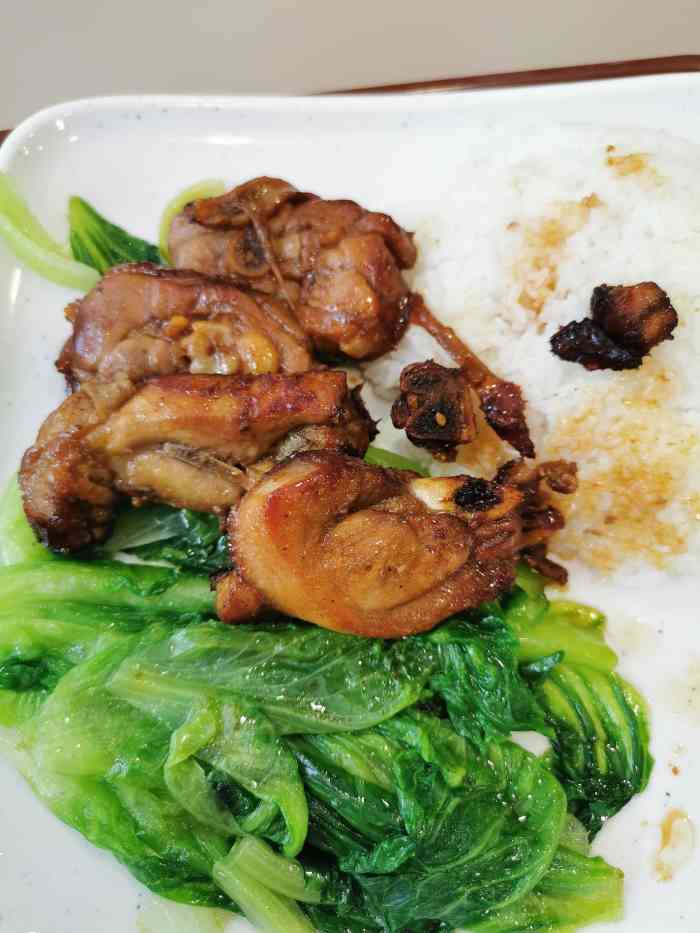 我无语,我点的没有,让我换还态度恶劣.