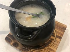 -乜都得港式茶楼(天贵路店)