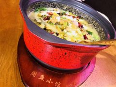 -周鱼小馆石锅酸菜鱼(活力汇店)