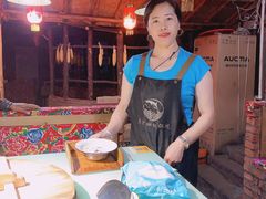 -鱼窝棚柴火铁锅炖(富山屯店)