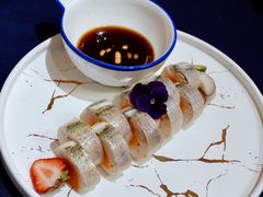 鲈鱼蛋黄卷-伊带伊路新疆美食府(呼家楼店)