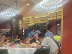 -刘姐啤酒鱼民族演艺餐厅(西街总店)
