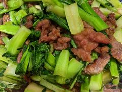 青菜牛肉-九锅一堂酸菜鱼(新南凯德直营店)