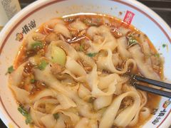 -顺溜·手工刀削面·黑金店(铜锣湾店)