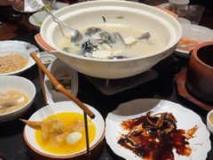 -许爷家·生态湖鲜(徐汇日月光店)
