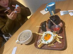 -HELLO 27 意面·沙拉·帕尼尼