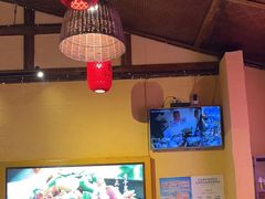 -富正毅三下锅·湘西韵味(天门山索道店)