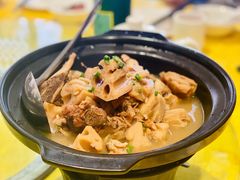 百合莲藕煨龙骨汤-毛家饭店(拱北店)