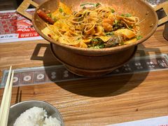 -成都你六姐·牛肉冒菜(信泰中心商场店)