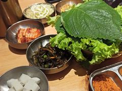 -极简·炭火烤肉主题餐厅·龙虾烧烤·烤羊排(宝龙店)