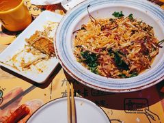 -喝丢一只鞋海鲜烧烤·海肠捞饭(东关街店)