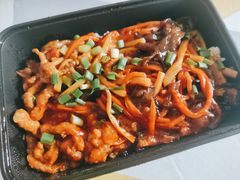鱼香肉丝盖饭-永和豆浆•台北卤肉饭(山水大润发店)