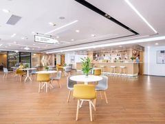 -上海宝信宝马4S店