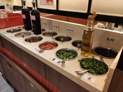 自助调料区-悦来悦牛潮汕牛肉火锅(大浪店)