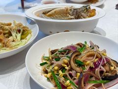 -景月阁空中食府(希尔顿酒店)