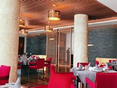 -粤尚腾香居中餐厅(首都机场希尔顿店)