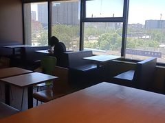 -麦当劳(百荣世贸商城店)