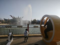 -七彩云南欢乐世界