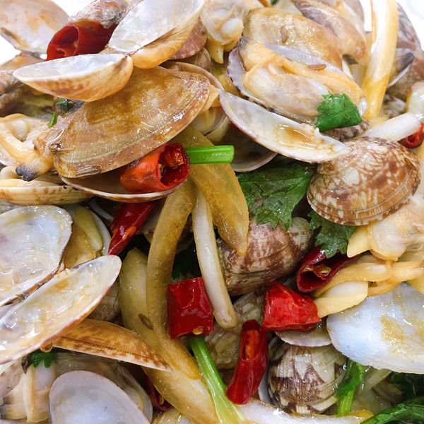 辣炒海三鲜 ￥ 35