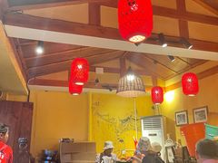 -富正毅三下锅·湘西韵味(天门山索道店)