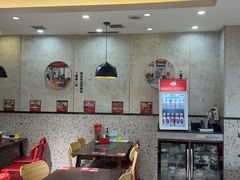 -老赵太太麻辣烫涮肚馆(大经路店)