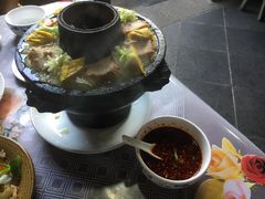 土锅子-龙姐私房菜(和顺古镇店)