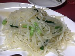 醋溜土豆丝-顶顶香煎饼家常菜(金花南路店)