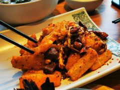 -云海肴·汽锅鸡·云南菜(天山百盛优客店)