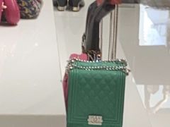 -CHANEL(恒隆广场店)