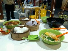 -三亚湾红树林度假酒店美食街