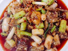 热窝鸡-柏合黄记豆腐皮饭店