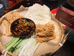 -魏铭鱼头捞饭(晋阳路店)