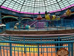 -蓝精灵乐园·世茂精灵之城主题乐园