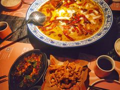 -桂二老坛酸菜鱼(三街两巷店)