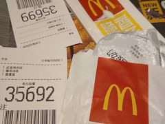 -麦当劳(莘松路芭比伦DT店)