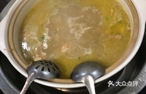 Clam and Pig Stomach Chicken Soup