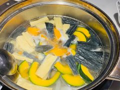-三个椰子·现砍椰子鸡(金源CBD店)