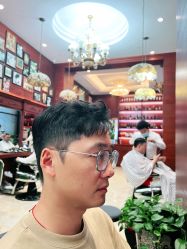-尼特斯男士发型馆