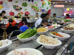 自助取餐区-咕叽咕叽自助烤肉小火锅(西城广场购物中心店)