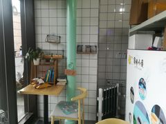 -蜜蜂小象·榴莲千层蛋糕(时代汇11栋店)