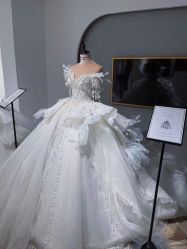 点击看大图 -予白婚纱礼服馆