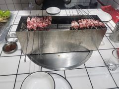 -喜悦小串丹东小黄牛海鲜烧烤大排档(民主广场店)
