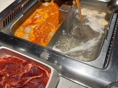 -海底捞火锅鲜切牛肉主题店(长寿路店)