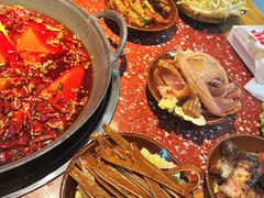 -赵美丽·重庆社区火锅·直营店(火车东站·中豪国际店)